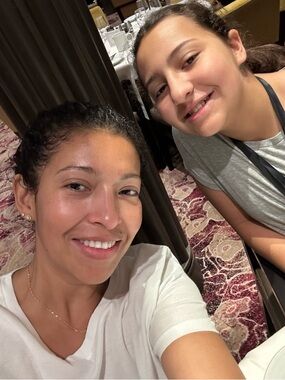 Meet your Posher, Aura